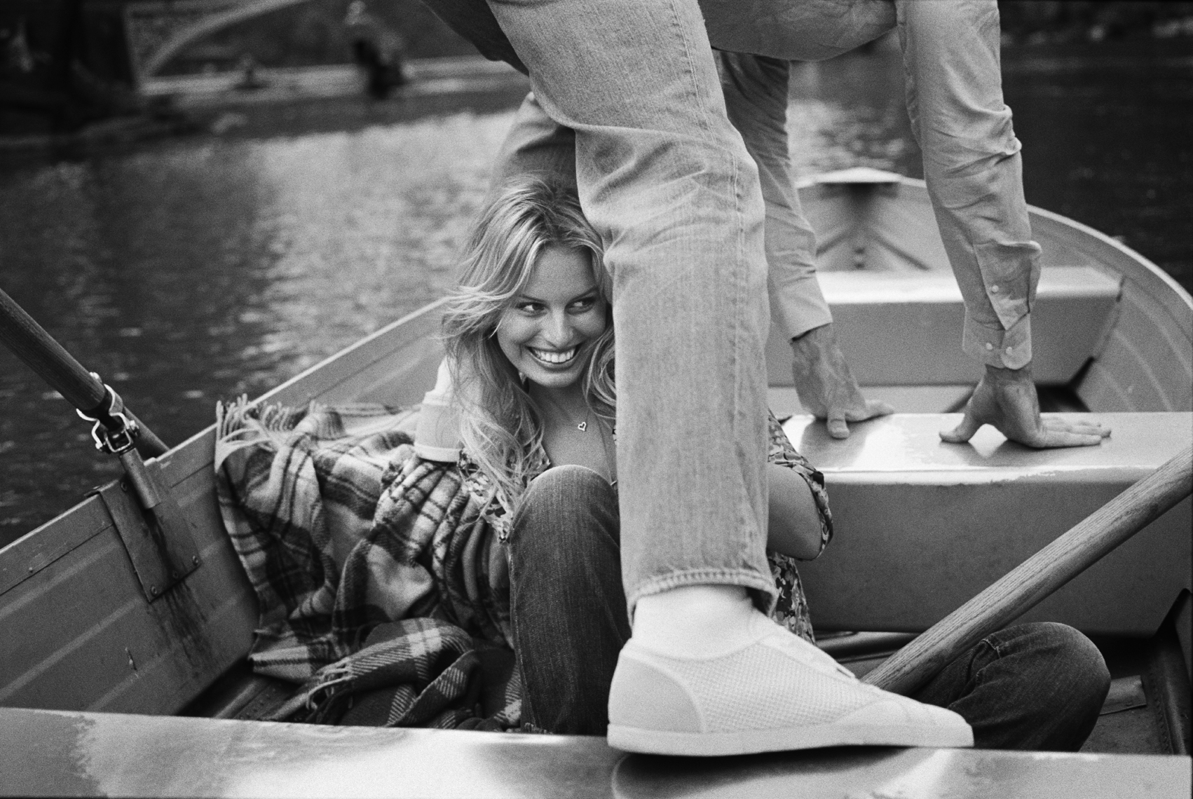 wKlitschko_Kurkova_Smiling_Boat